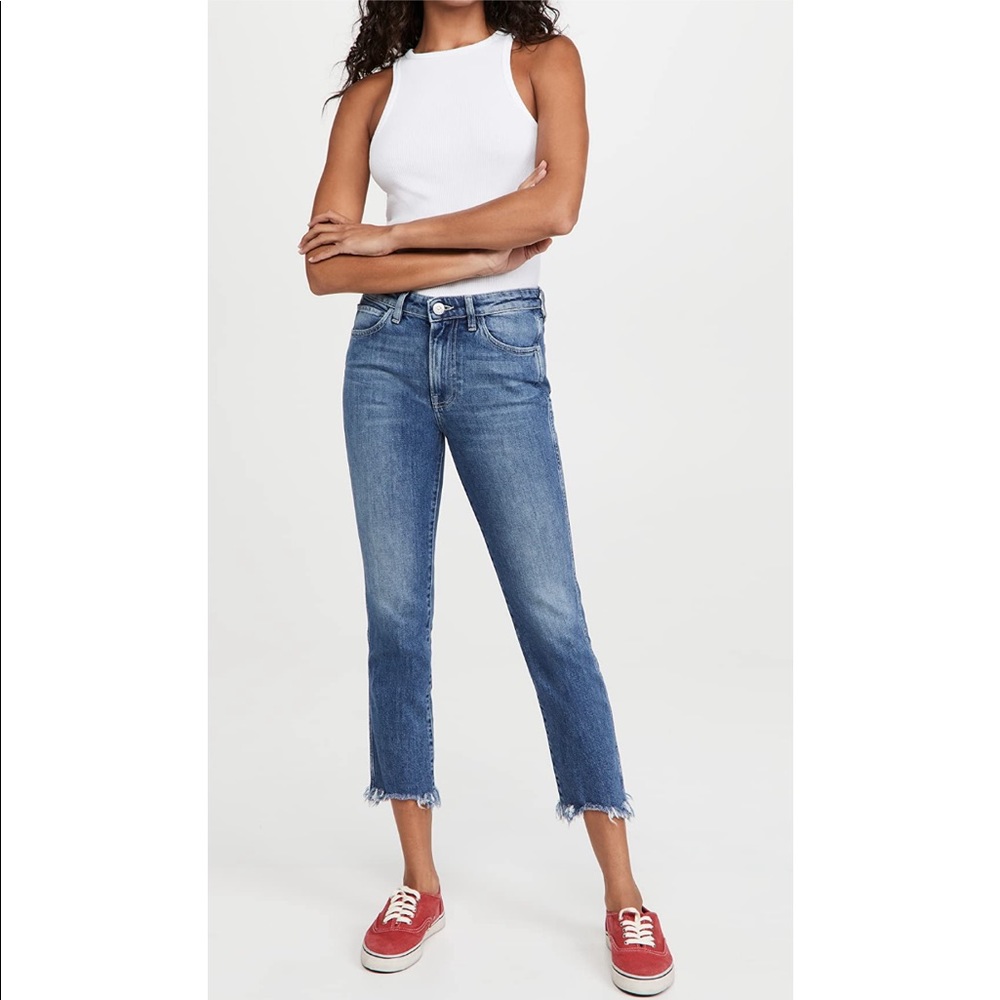 3x1 | Size: 25 | Color: Ice
W3 Straight Authentic Crop Jeans